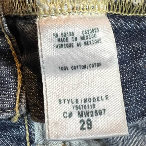 ⭐️Guess Bootcut Jeans - Picture 7 of 8